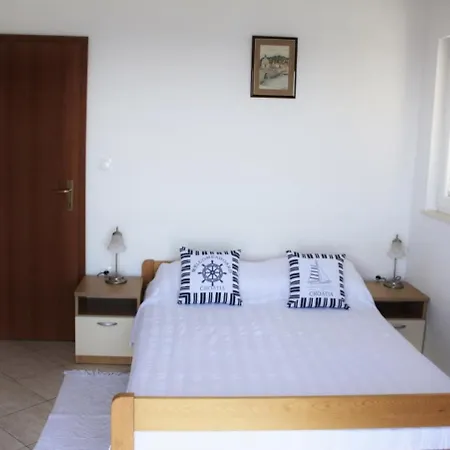 Kristina - B Tribunj (Sibenik-Knin)